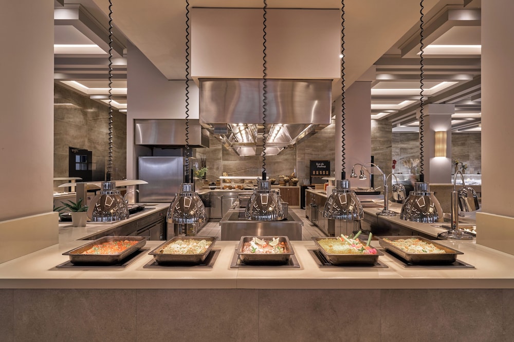 Lindos Breeze Beach Hotel — Restaurant & bars in Kiotari, South Aegean