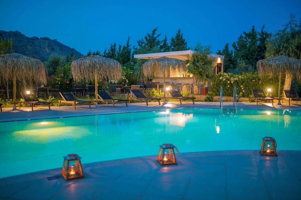 Lindos Breeze Beach Hotel — Swimming pool in Kiotari, South Aegean