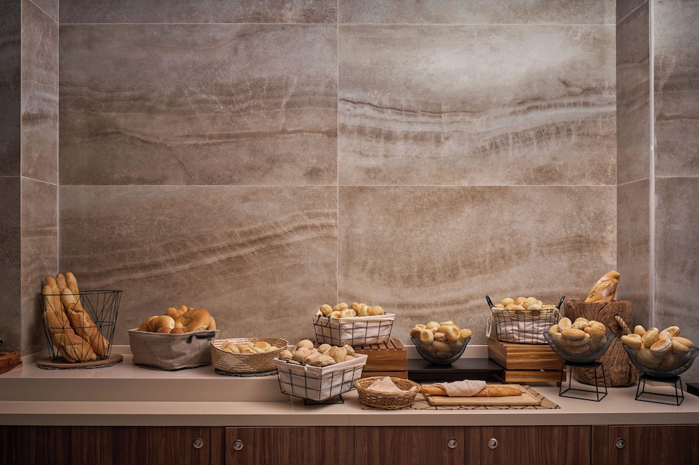 Lindos Breeze Beach Hotel — Restaurant & bars in Kiotari, South Aegean