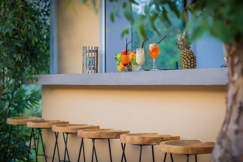 Lindos Breeze Beach Hotel — Restaurant & bars in Kiotari, South Aegean