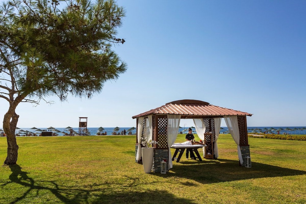Lindos Breeze Beach Hotel — Spa in Kiotari, South Aegean