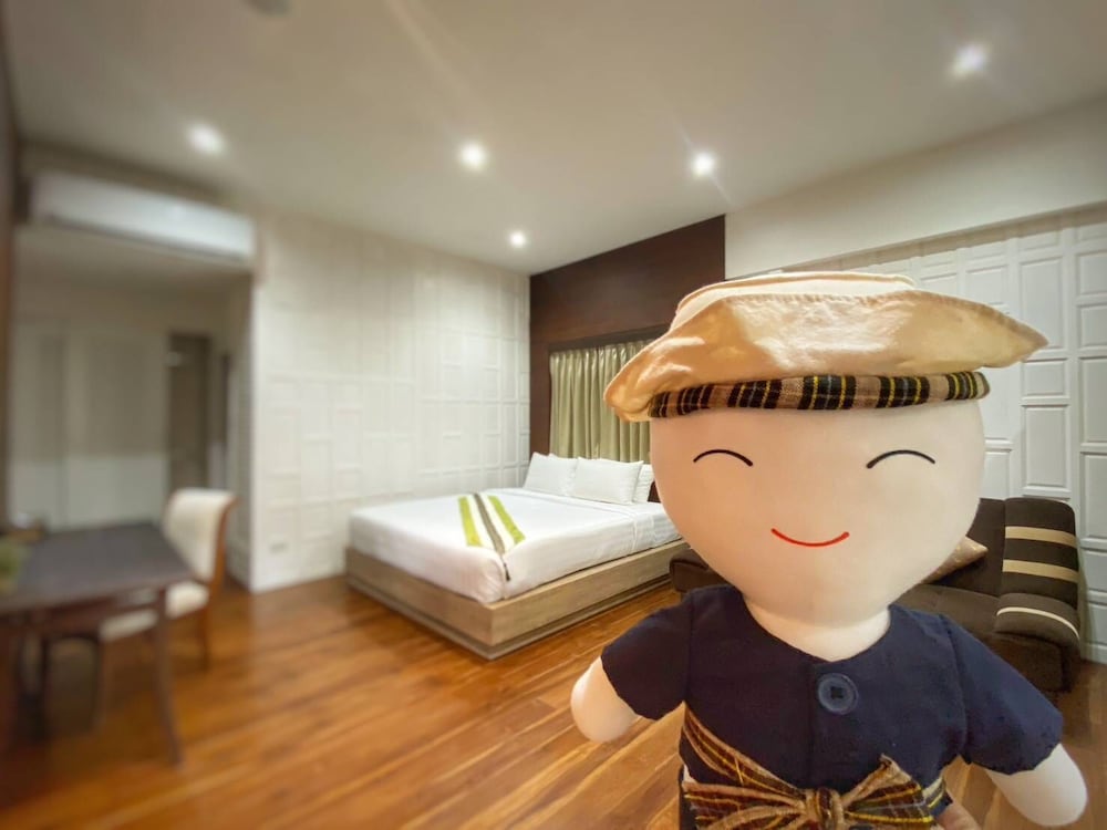 Naina Resort & Spa — Hotel rooms in Patong Beach, Phuket Province