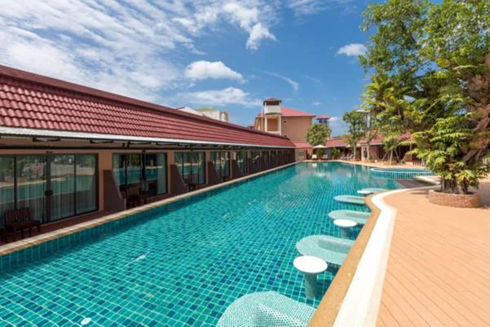 Naina Resort & Spa — Swimming pool in Patong Beach, Phuket Province