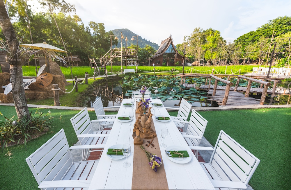 Naina Resort & Spa — Restaurant & bars in Patong Beach, Phuket Province