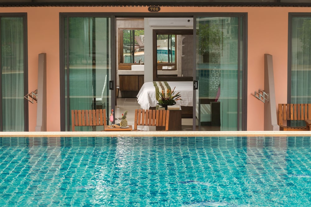 Naina Resort & Spa — Swimming pool in Patong Beach, Phuket Province