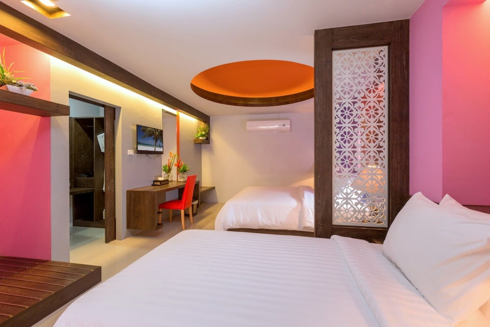 Naina Resort & Spa — Hotel rooms in Patong Beach, Phuket Province