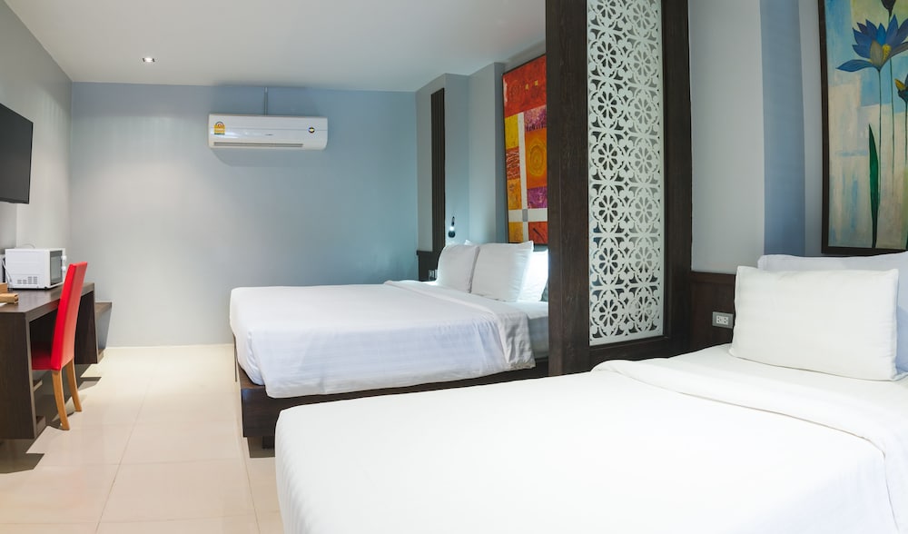 Naina Resort & Spa — Hotel rooms in Patong Beach, Phuket Province