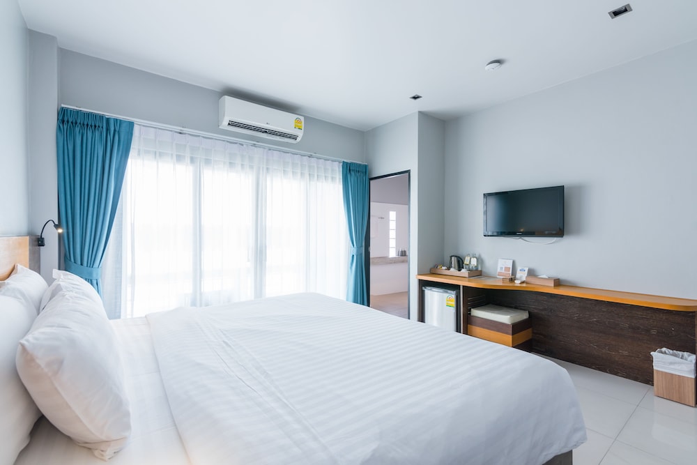 Naina Resort & Spa — Hotel rooms in Patong Beach, Phuket Province