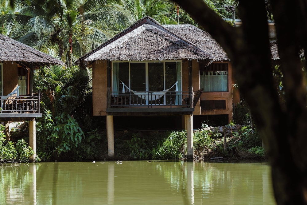 Ban Sainai Resort — Hotel building in Ao Nang, Krabi