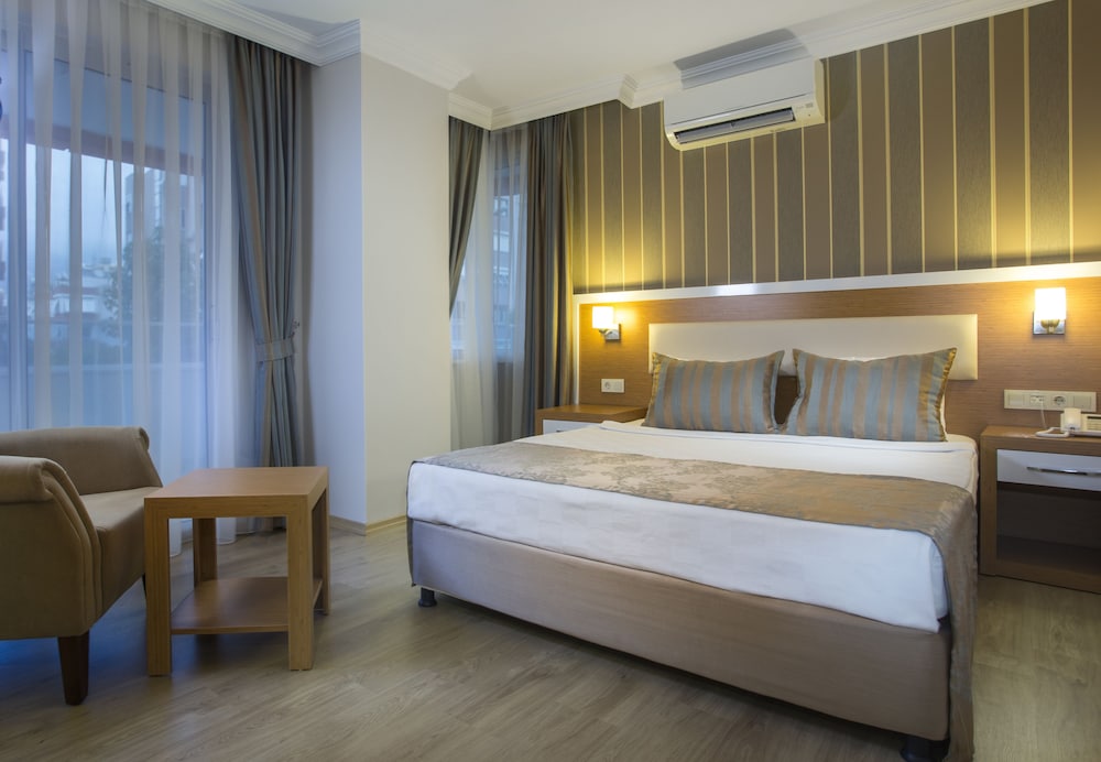 Lonicera City Hotel — Hotel rooms in Alanya