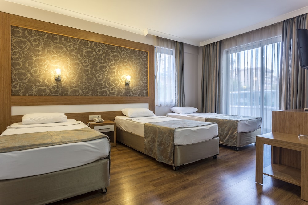 Lonicera City Hotel — Hotel rooms in Alanya
