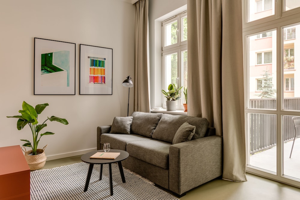 Plantonia — Hotel rooms in Krakow, Lesser Poland