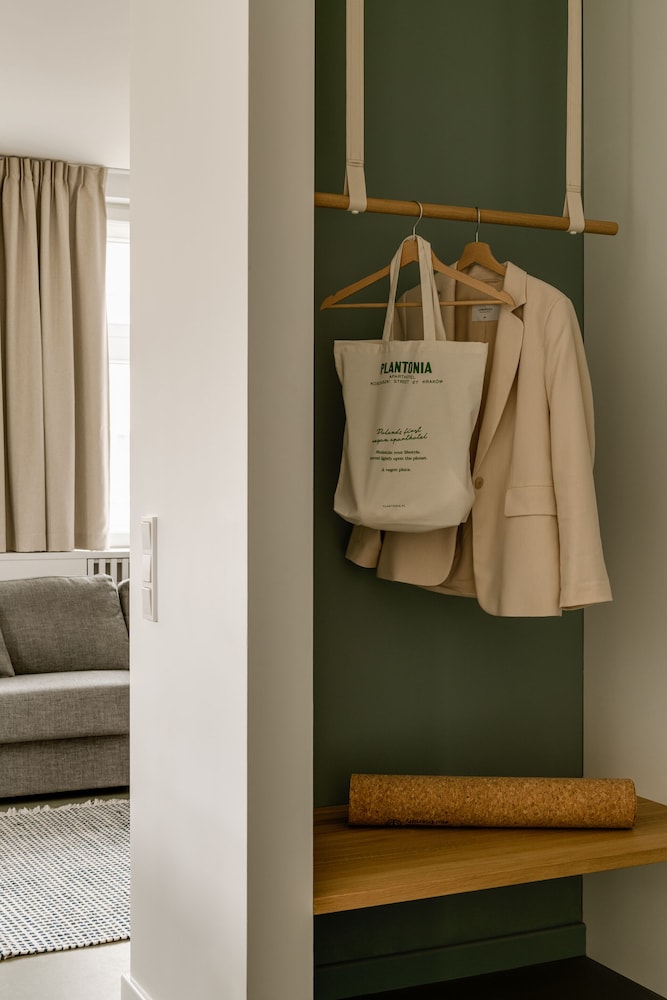 Plantonia — Hotel rooms in Krakow, Lesser Poland