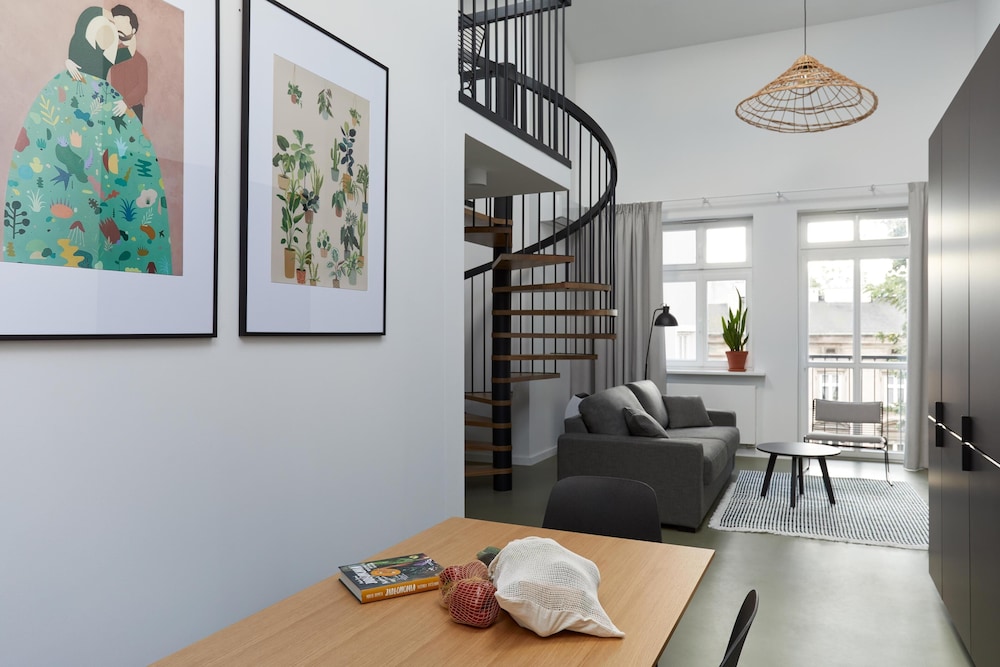 Plantonia — Hotel rooms in Krakow, Lesser Poland