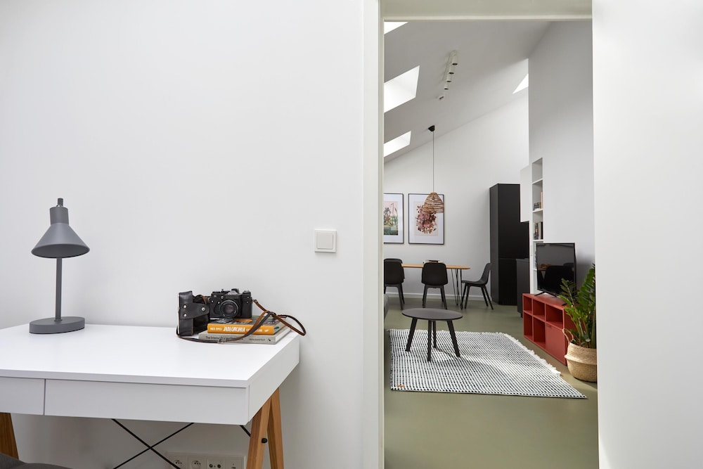 Plantonia — Hotel rooms in Krakow, Lesser Poland
