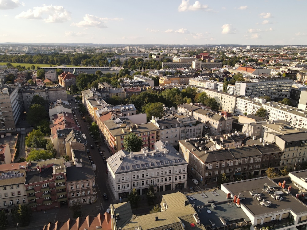 Plantonia — Hotel building in Krakow, Lesser Poland