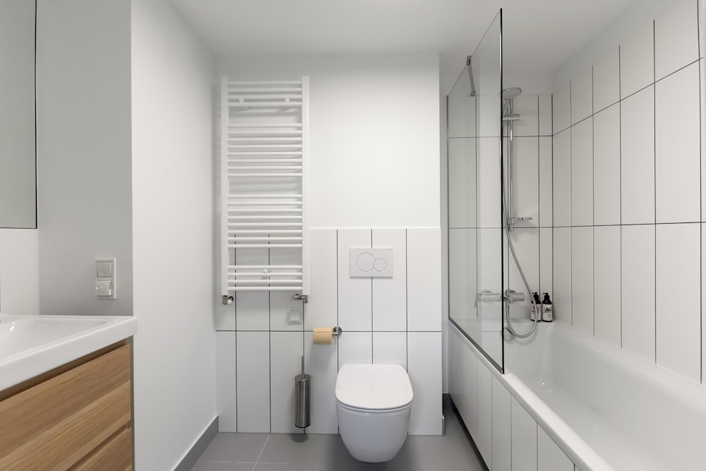 Plantonia — Hotel rooms in Krakow, Lesser Poland