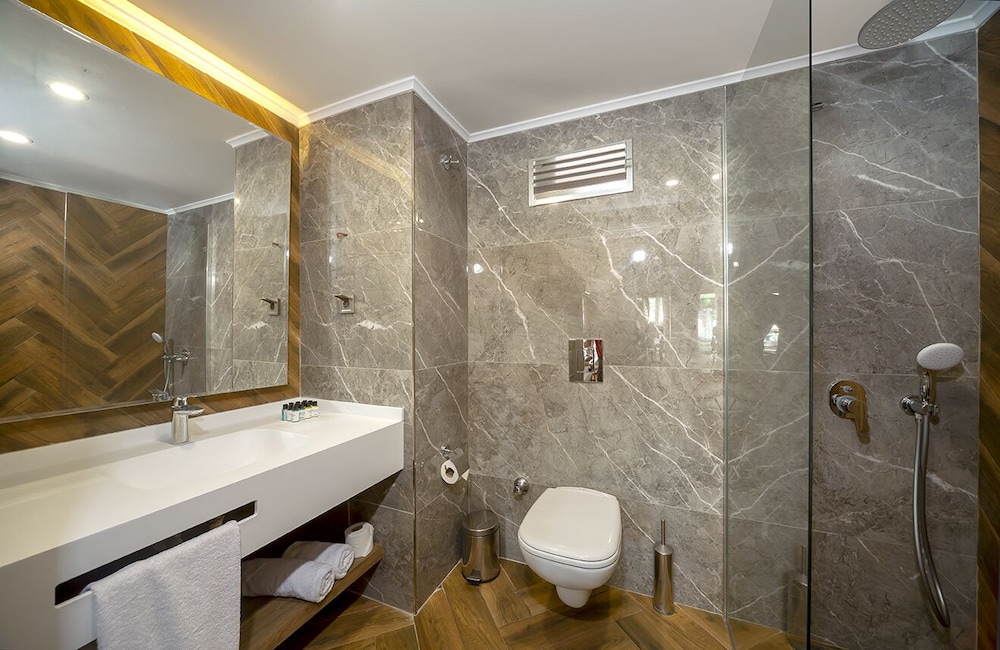 Lucas Didim Resort — Hotel rooms in Didim, Aydin