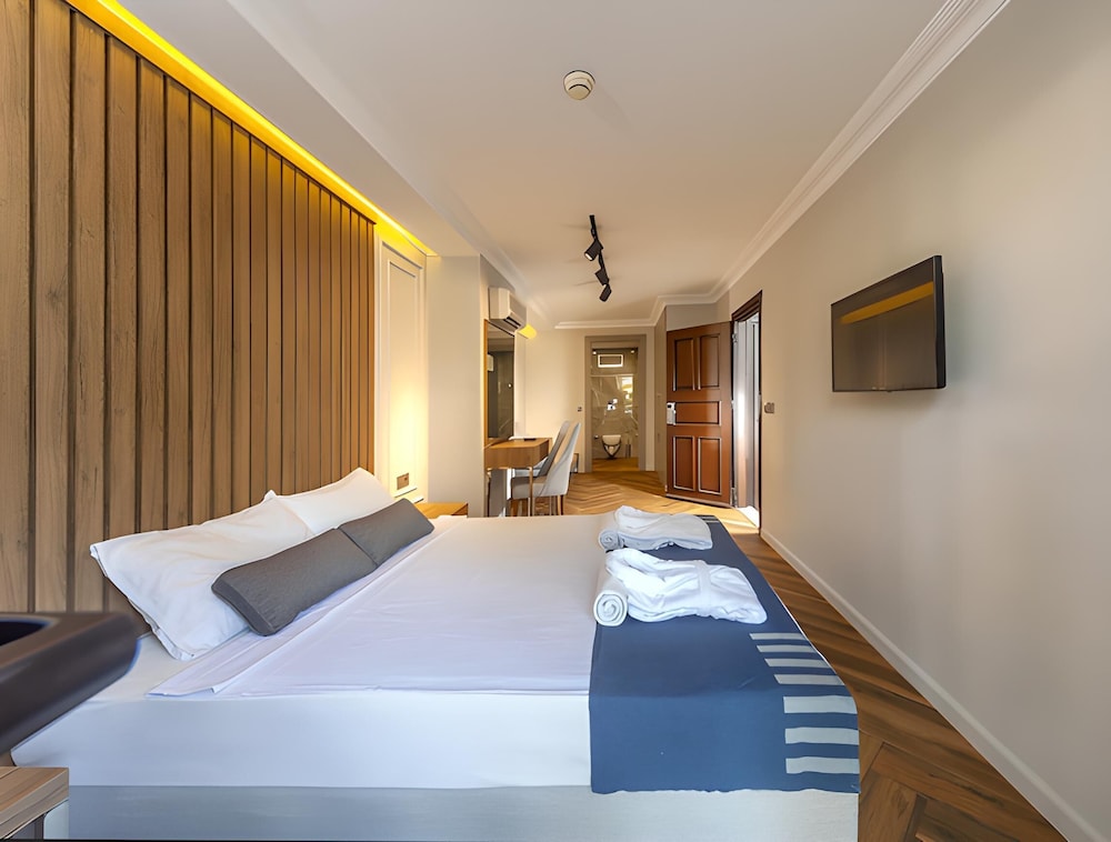 Lucas Didim Resort — Hotel rooms in Didim, Aydin