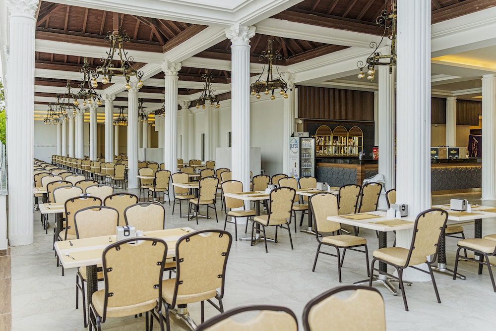 Lucas Didim Resort — Restaurant & bars in Didim, Aydin