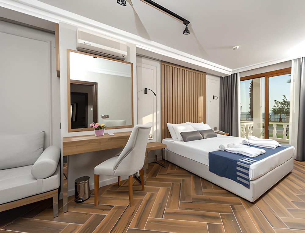 Lucas Didim Resort — Hotel rooms in Didim, Aydin