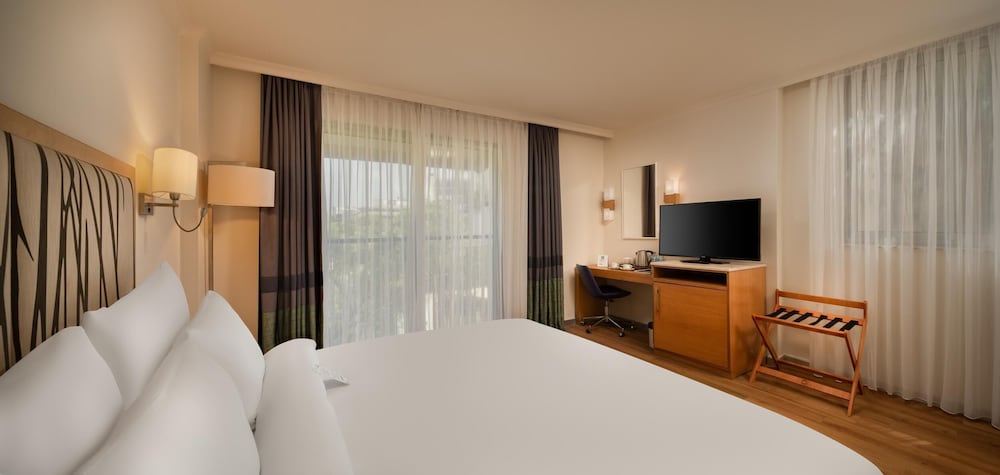 Rixos Park Belek - All Inclusive - The Land of Legends Access — Rooms in Belek