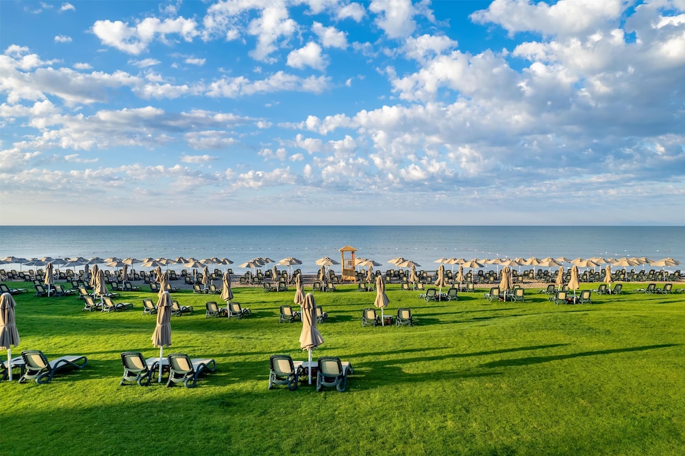 Rixos Park Belek - All Inclusive - The Land of Legends Access — Outdoor in Belek