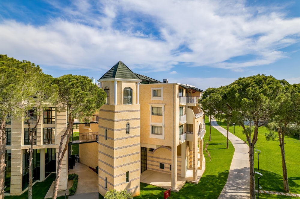Rixos Park Belek - All Inclusive - The Land of Legends Access — Outdoor in Belek