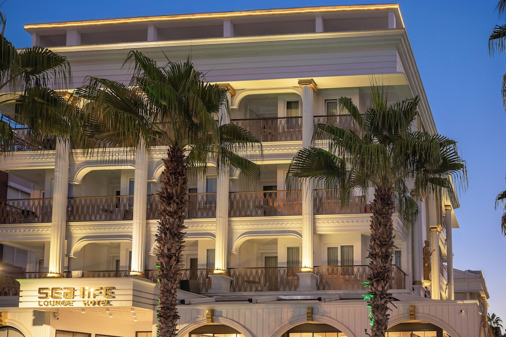 Sealife Lounge Hotel - Adult Only — Hotel building in Antalya