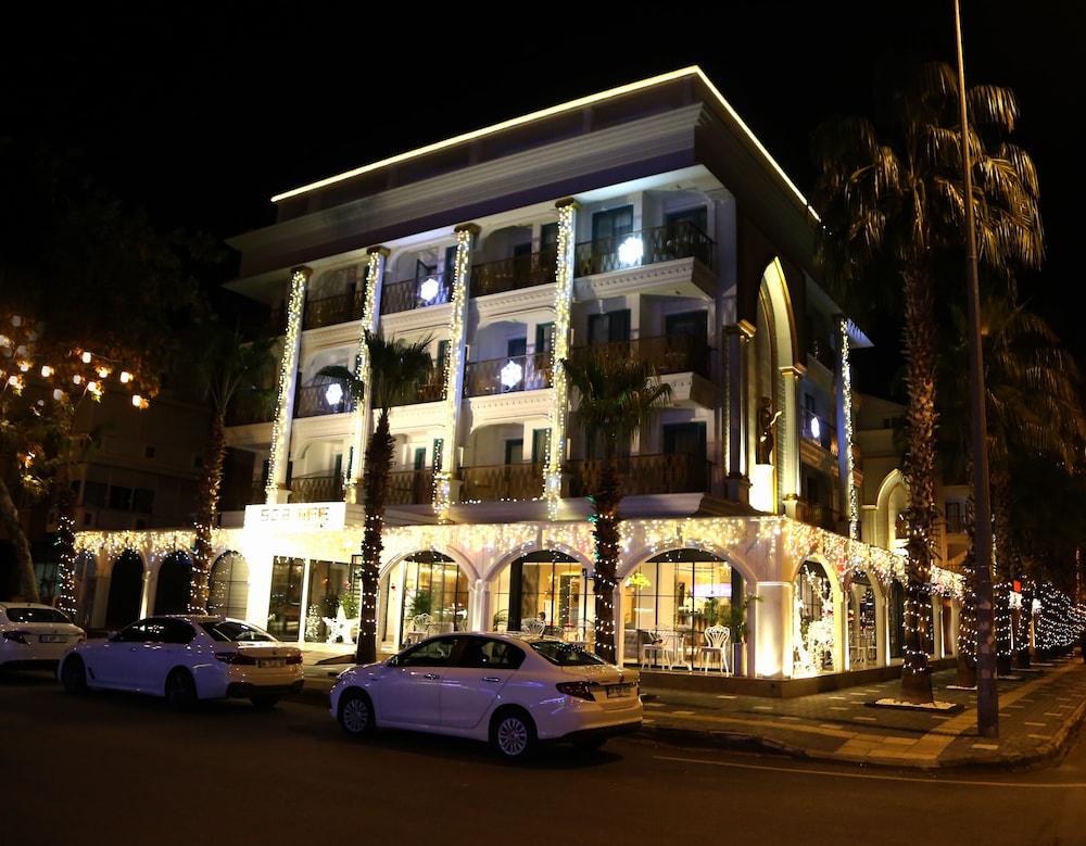 Sealife Lounge Hotel - Adult Only — Hotel building in Antalya