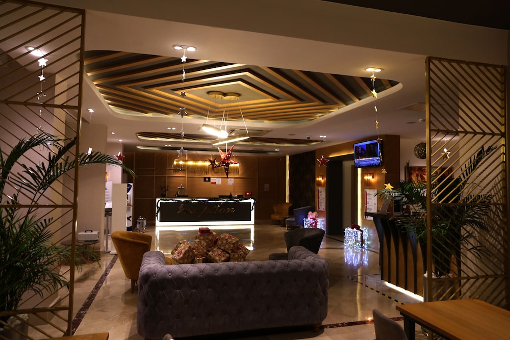 Sealife Lounge Hotel - Adult Only — Hotel building in Antalya