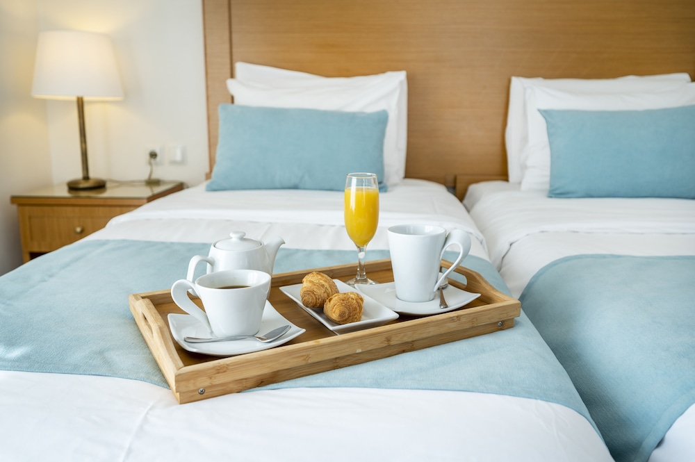 Peridis Family Resort — Hotel rooms in Kos Town, South Aegean