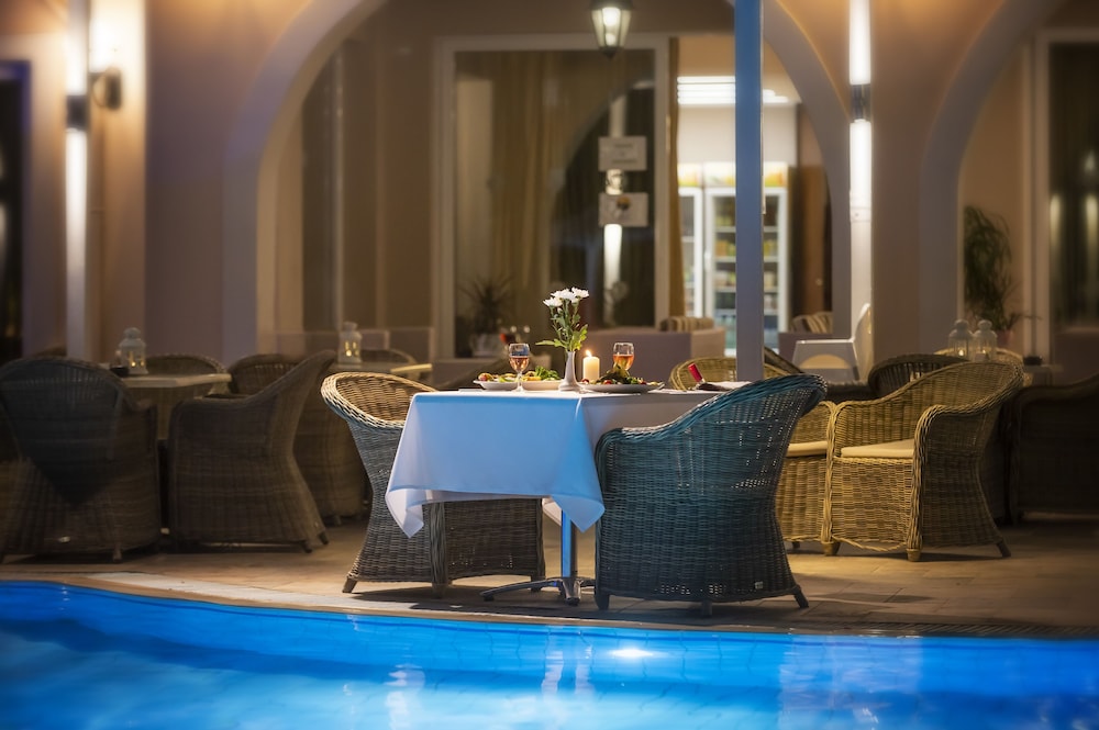 Peridis Family Resort — Restaurant & bars in Kos Town, South Aegean