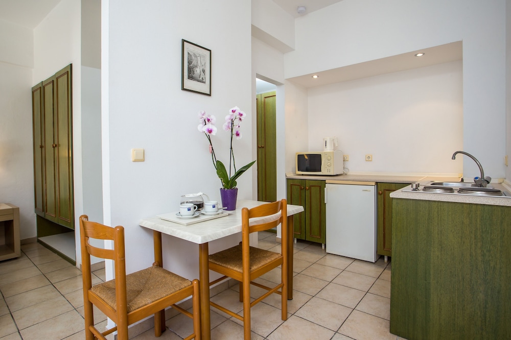 Royal Apart Hotel — Hotel rooms in Rhodes Town, South Aegean
