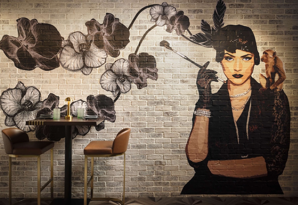 Hotel Flor Tampa Downtown, Tapestry Collection by Hilton — Restaurant & bars in Tampa, Florida
