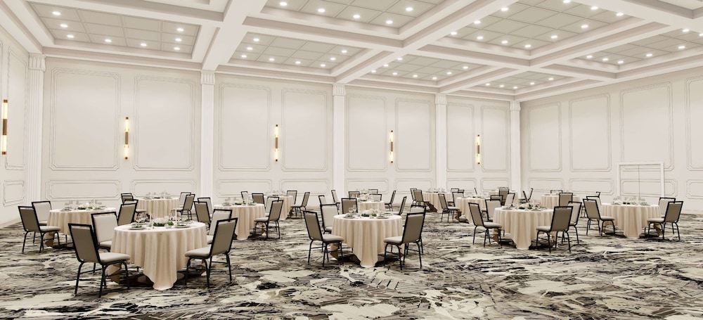 Hotel Flor Tampa Downtown, Tapestry Collection by Hilton — Restaurant & bars in Tampa, Florida