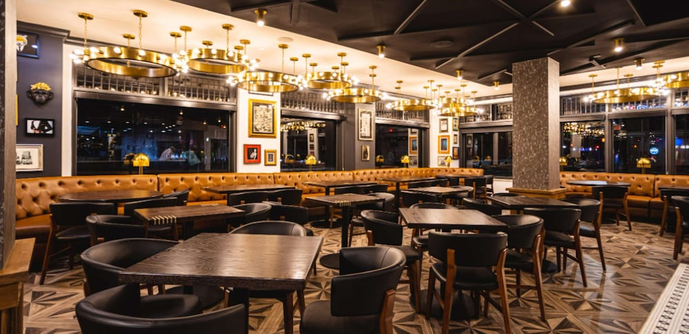 Hotel Flor Tampa Downtown, Tapestry Collection by Hilton — Restaurant & bars in Tampa, Florida