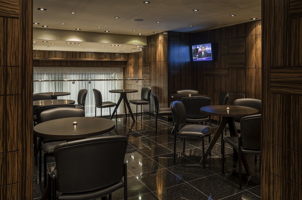 Opera House Hotel — Restaurant & bars in New York City, New York State