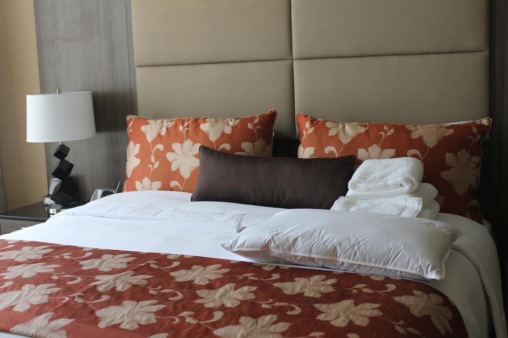 Opera House Hotel — Hotel rooms in New York City, New York State