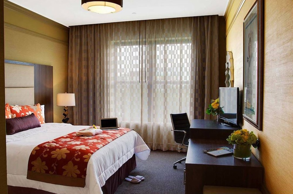 Opera House Hotel — Hotel rooms in New York City, New York State