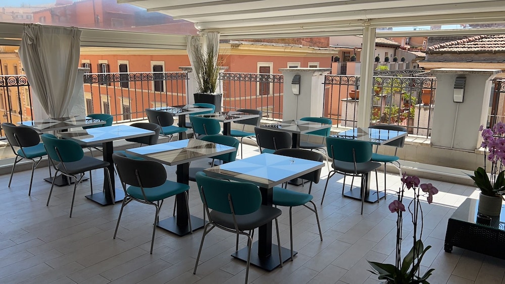 Relais Trevi 95 Boutique Hotel — Restaurant & bars in Rome, Lazio