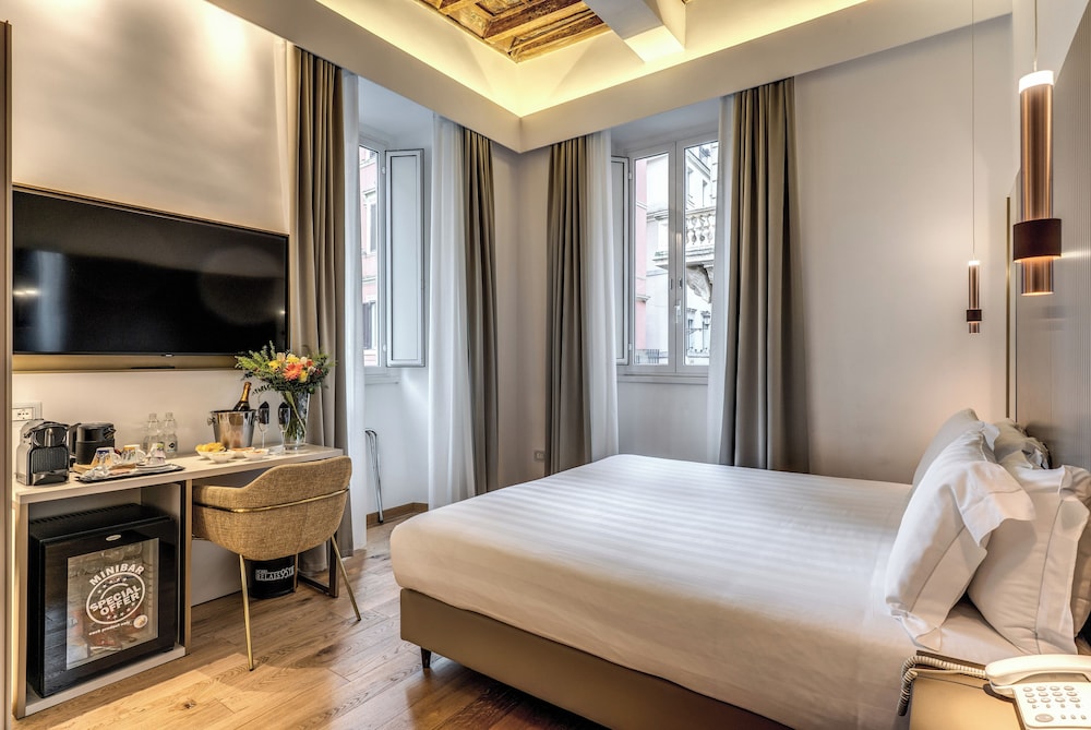 Relais Trevi 95 Boutique Hotel — Hotel rooms in Rome, Lazio