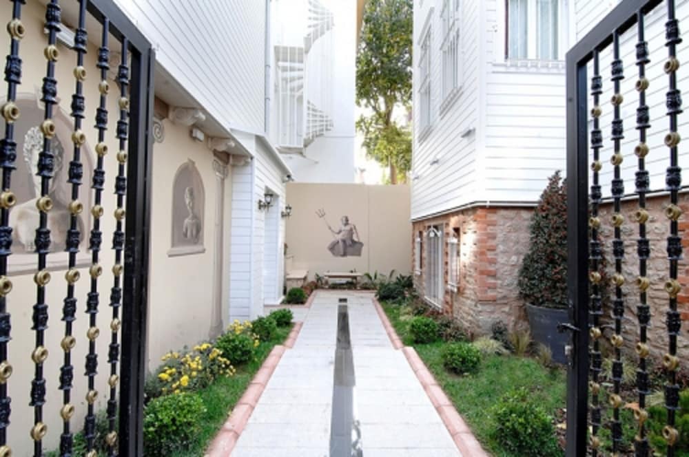 Premist Hotels Sultanahmet — Hotel building in Istanbul, Istanbul