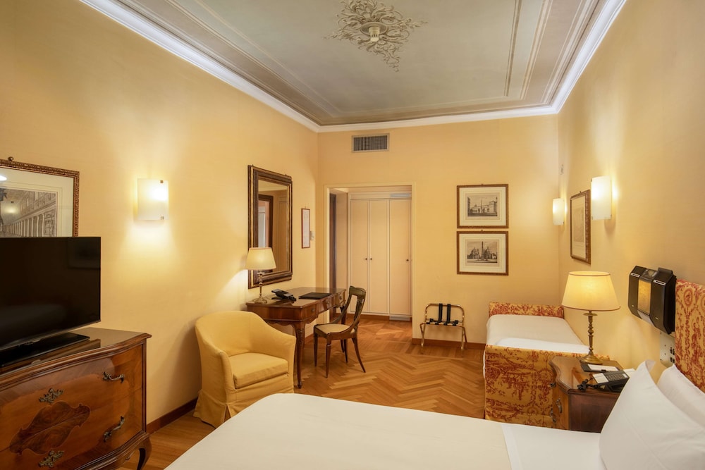 Hotel Canada, BW Premier Collection — Hotel rooms in Rome, Lazio