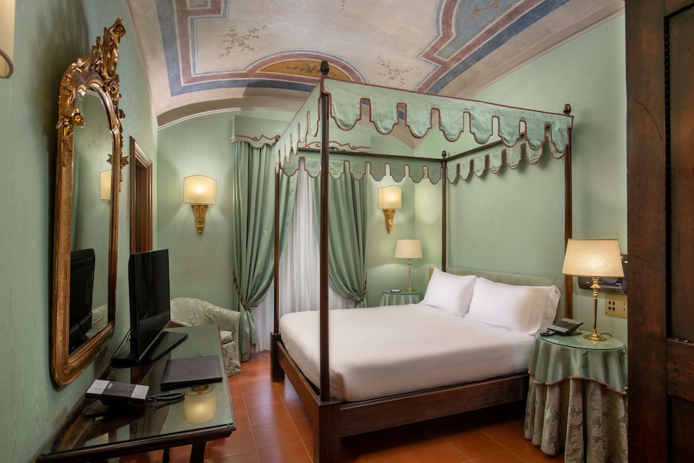 Hotel Canada, BW Premier Collection — Hotel rooms in Rome, Lazio