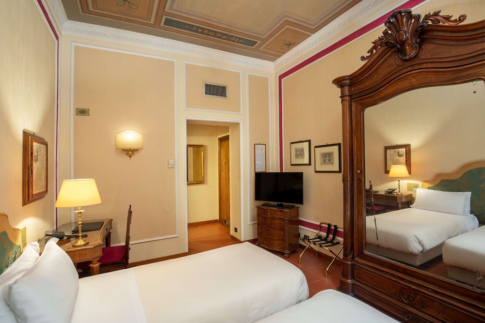 Hotel Canada, BW Premier Collection — Hotel rooms in Rome, Lazio