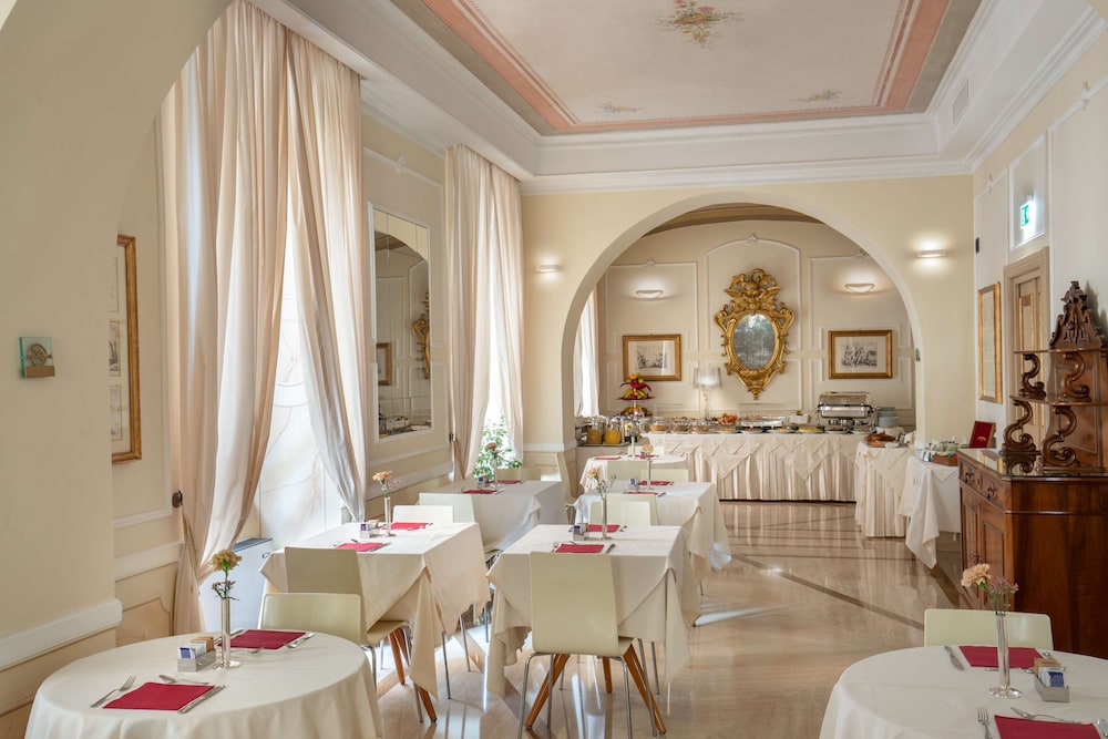 Hotel Canada, BW Premier Collection — Restaurant & bars in Rome, Lazio