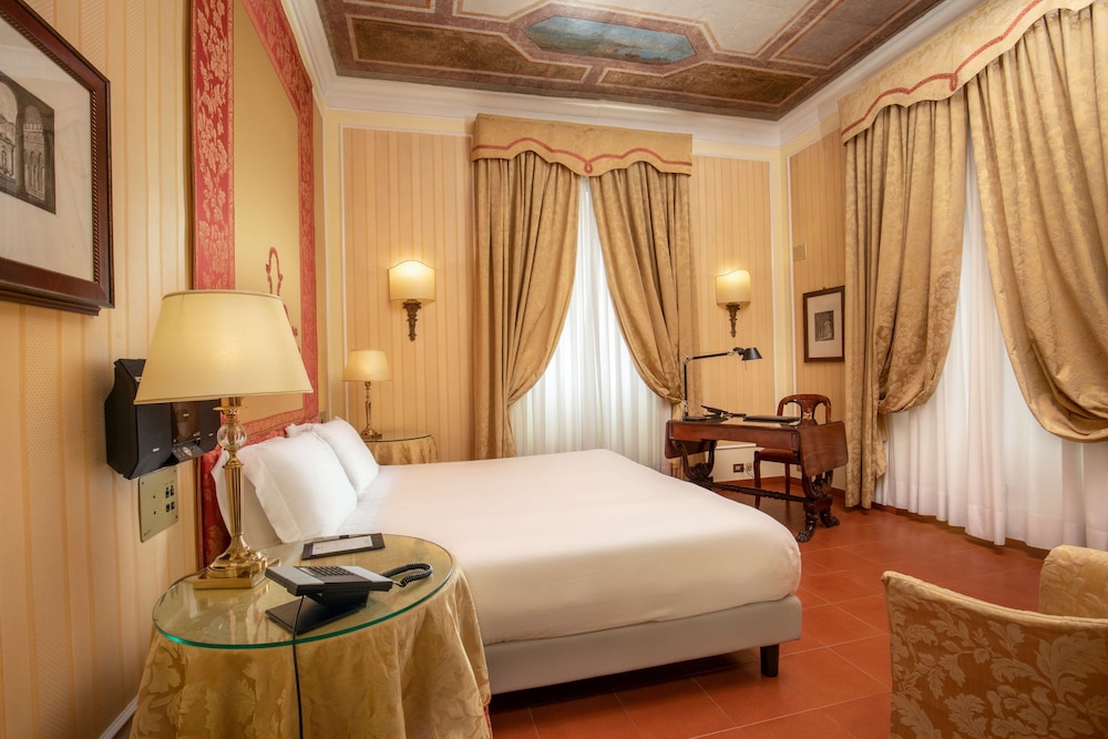 Hotel Canada, BW Premier Collection — Hotel rooms in Rome, Lazio