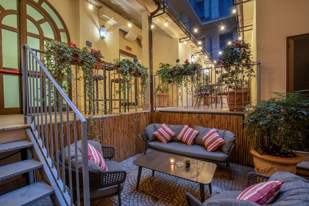 Hotel Canada, BW Premier Collection — Restaurant & bars in Rome, Lazio