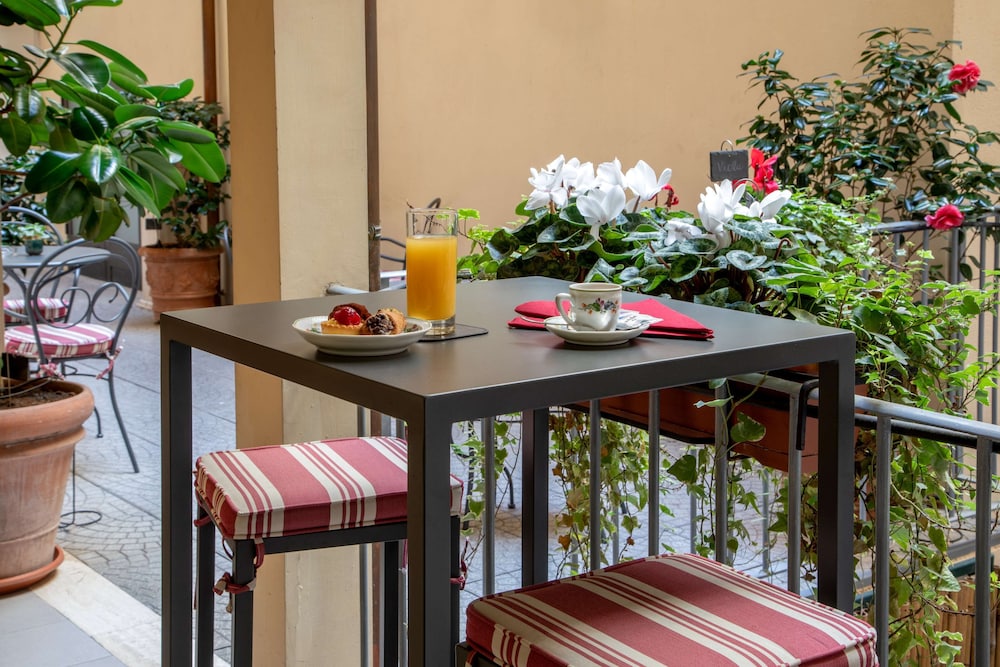 Hotel Canada, BW Premier Collection — Restaurant & bars in Rome, Lazio